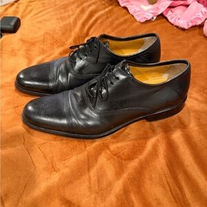 Elegant Black Leather Men's Oxfords